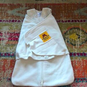 🧜🏼‍♀️3 for $15 item!🧜🏼‍♀️ fleece halo back is best sleep sack swaddle